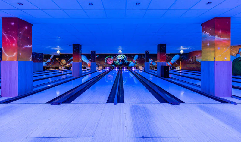Bowlingbahnen beim früheren Let’s-Netz-Format Strike and Connect
